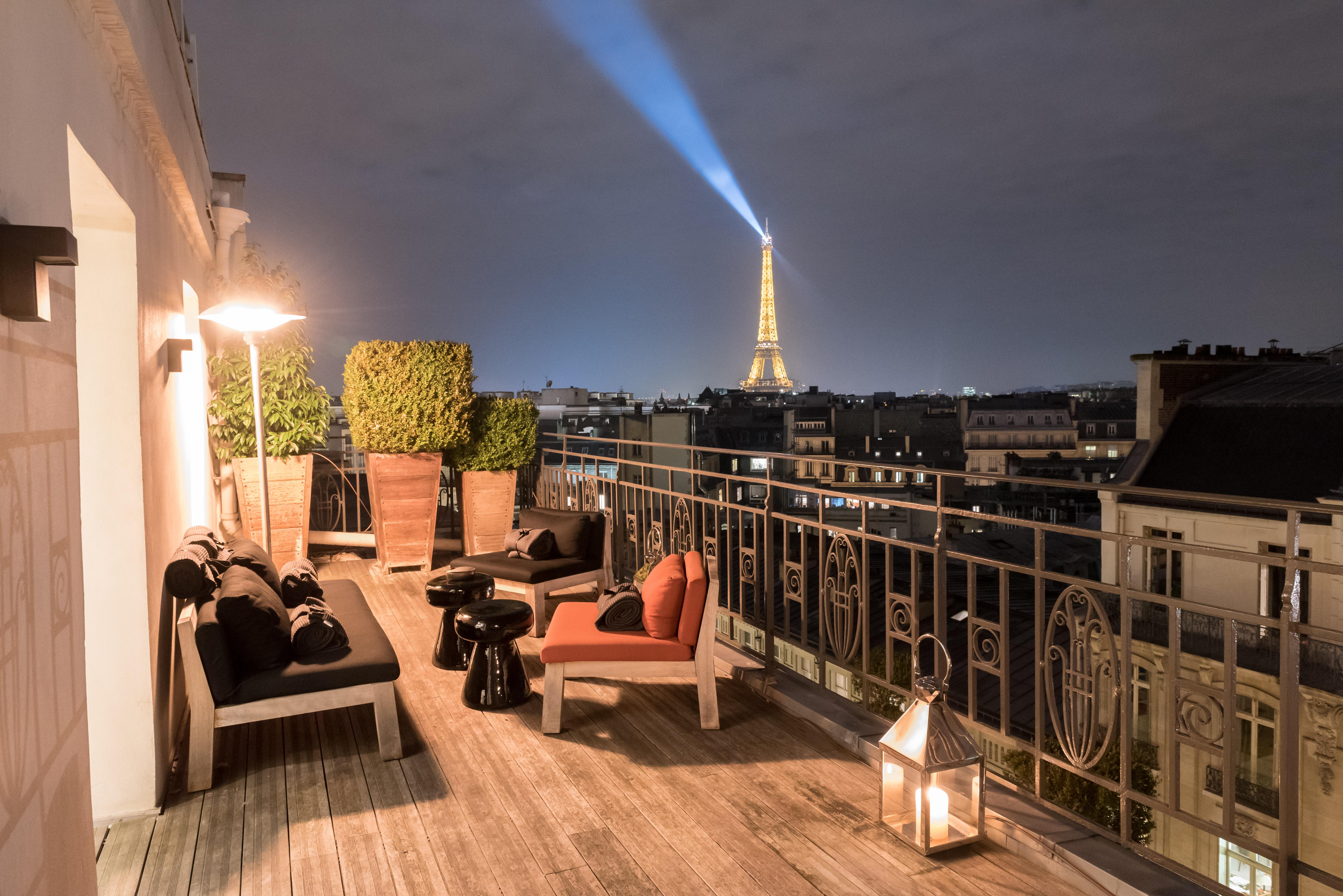 Hotel Marignan Champs-Elysees Париж Екстериор снимка