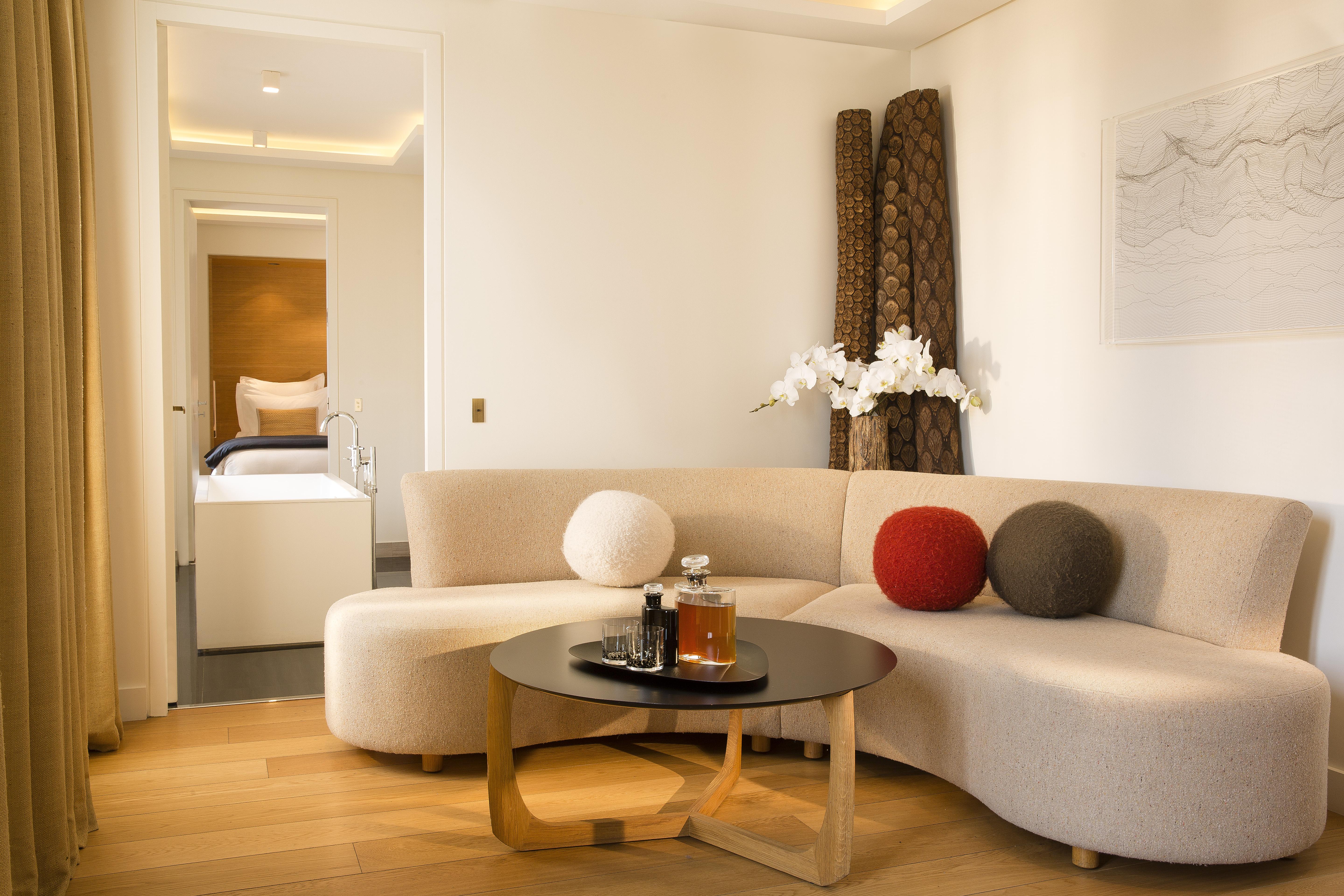 Hotel Marignan Champs-Elysees Париж Екстериор снимка