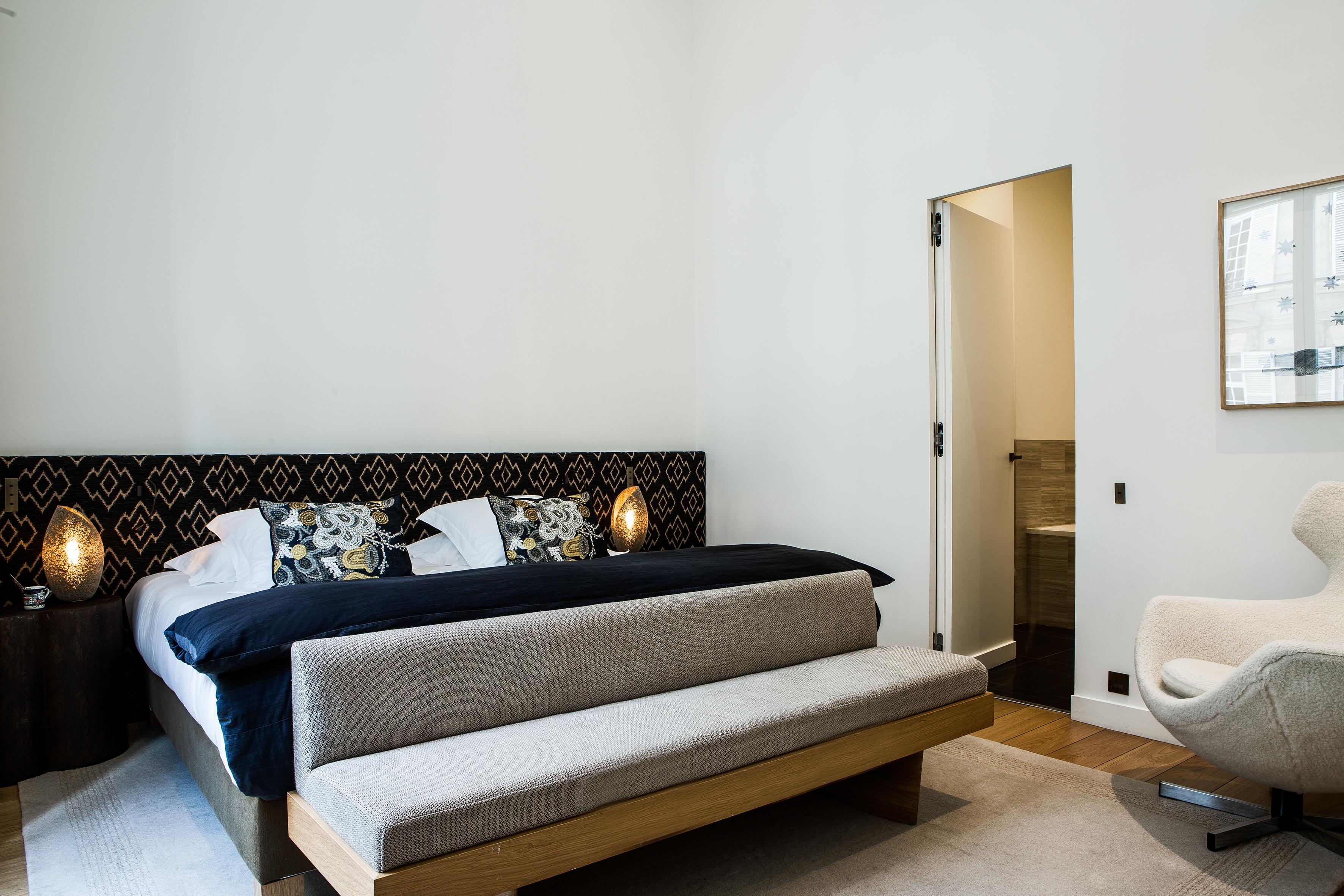 Hotel Marignan Champs-Elysees Париж Екстериор снимка