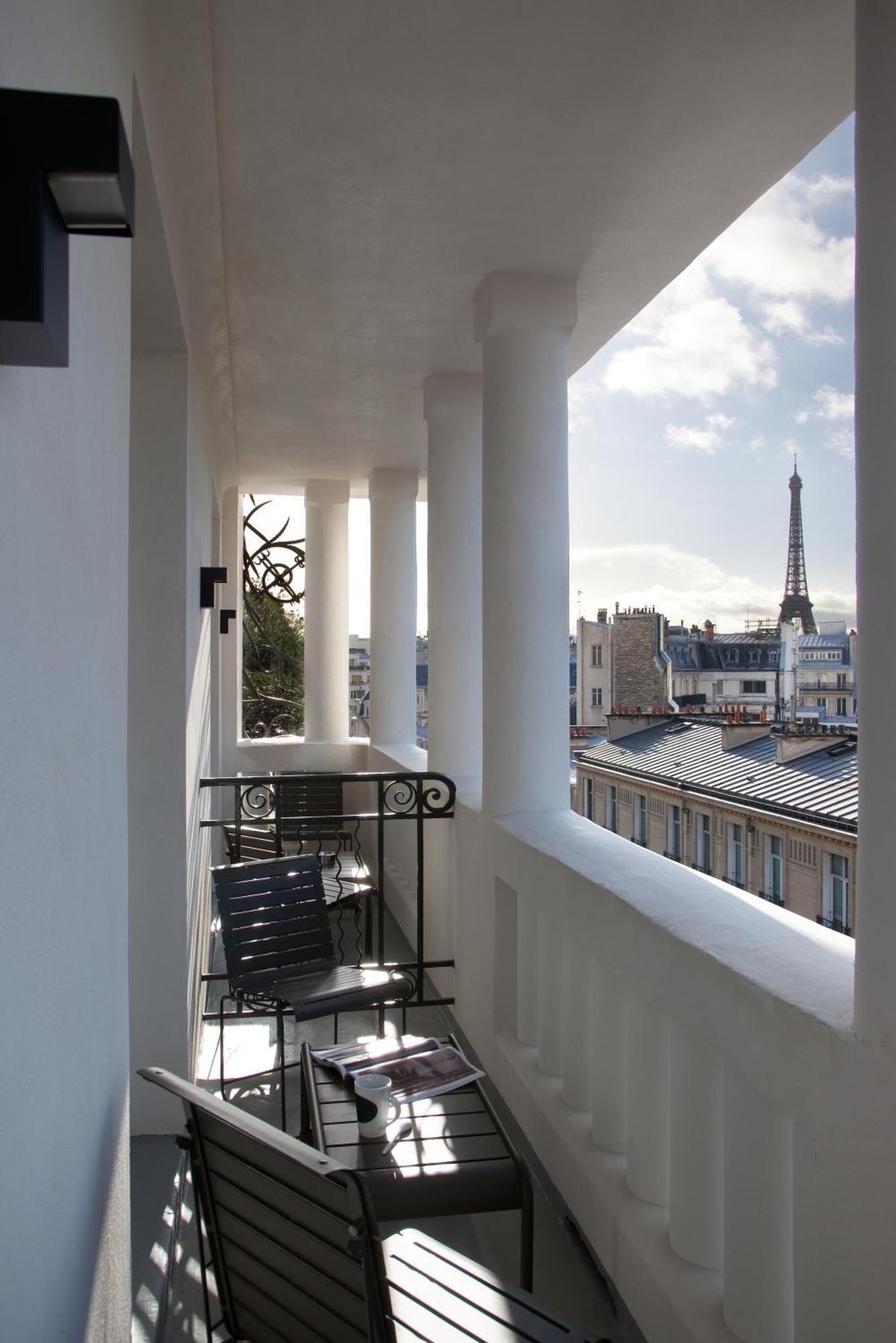 Hotel Marignan Champs-Elysees Париж Екстериор снимка